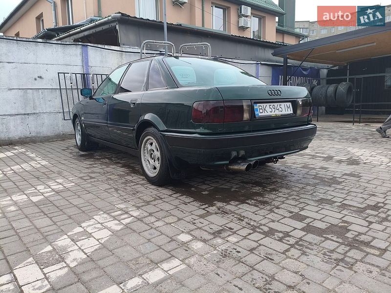 Седан Audi 80 1993 в Ровно