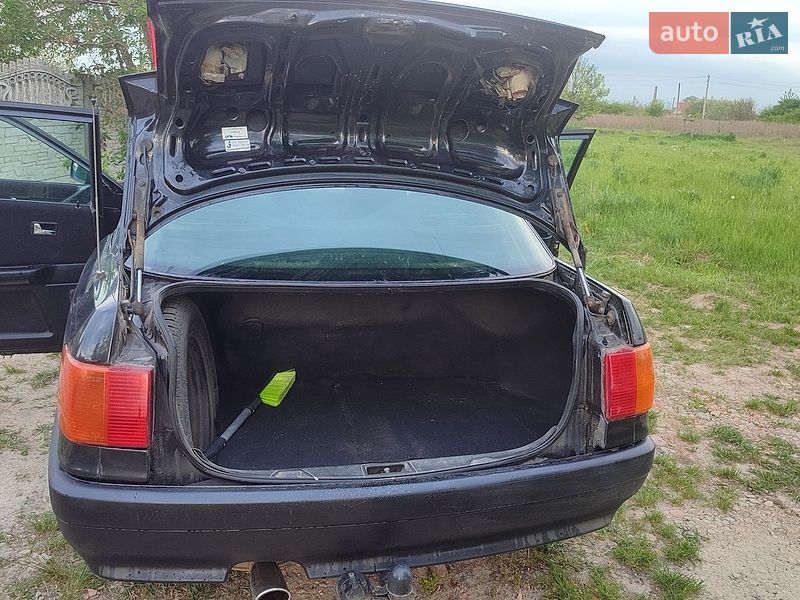 Седан Audi 80 1991 в Полтаві