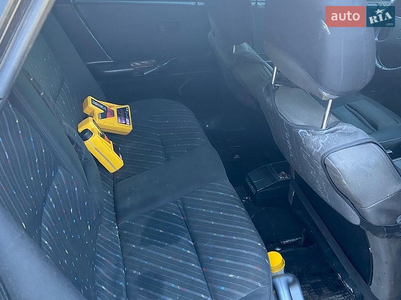 Седан Audi 80 1991 в Ужгороде