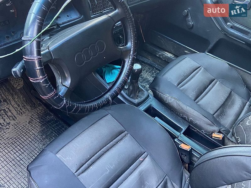 Седан Audi 80 1991 в Ужгороде