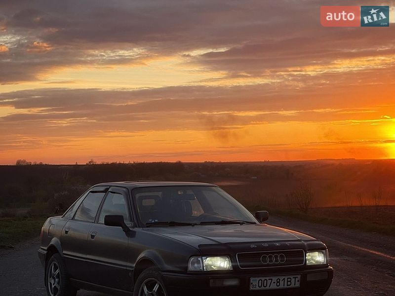 Седан Audi 80 1988 в Хмельницком
