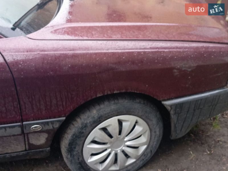 Седан Audi 80 1990 в Чернівцях фото 2 Седан Audi 80 1990 в Чернівцях