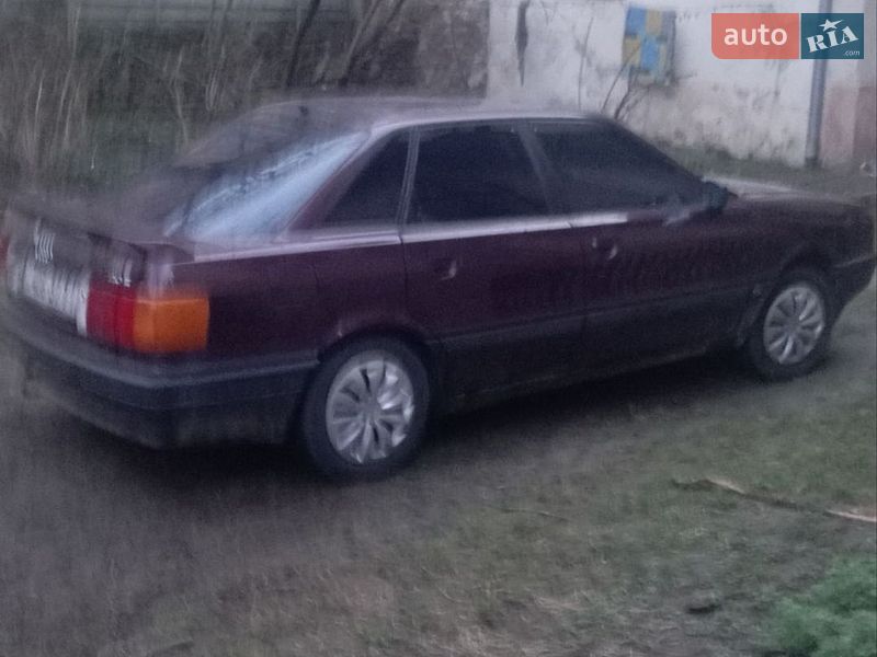 Седан Audi 80 1990 в Чернівцях фото 26 Седан Audi 80 1990 в Чернівцях