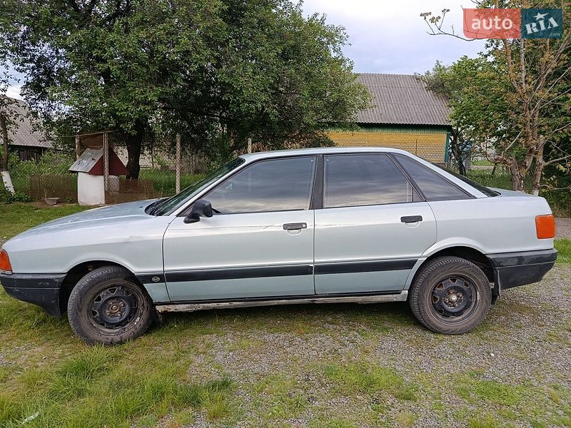 Седан Audi 80 1987 в Томашгороде