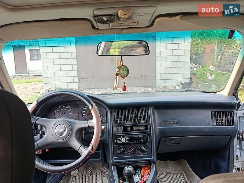 Седан Audi 80 1987 в Томашгороде