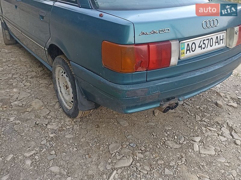 Седан Audi 80 1988 в Ивано-Франковске