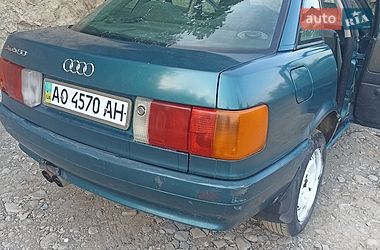Седан Audi 80 1988 в Ивано-Франковске