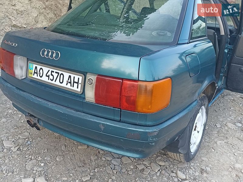 Седан Audi 80 1988 в Ивано-Франковске