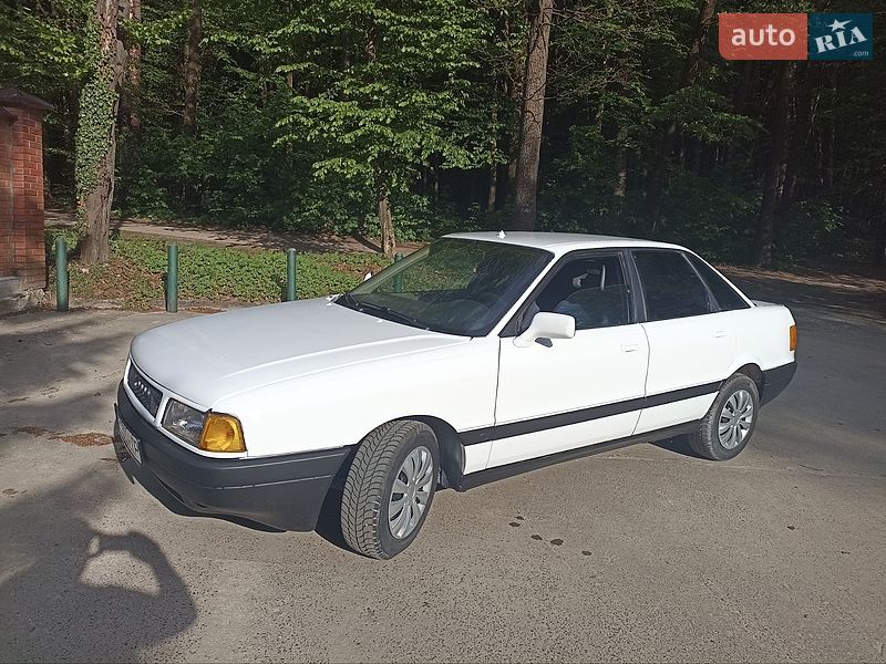 Седан Audi 80 1989 в Львове