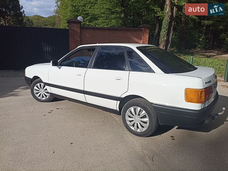 Седан Audi 80 1989 в Львове