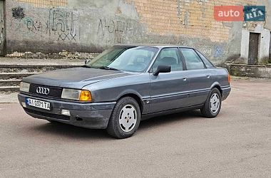 Седан Audi 80 1988 в Обухове