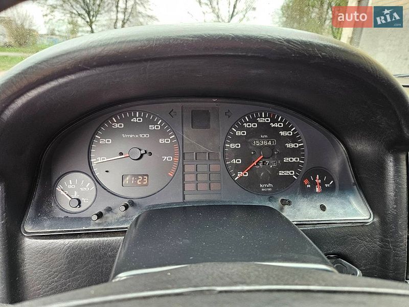 Седан Audi 80 1988 в Обухове