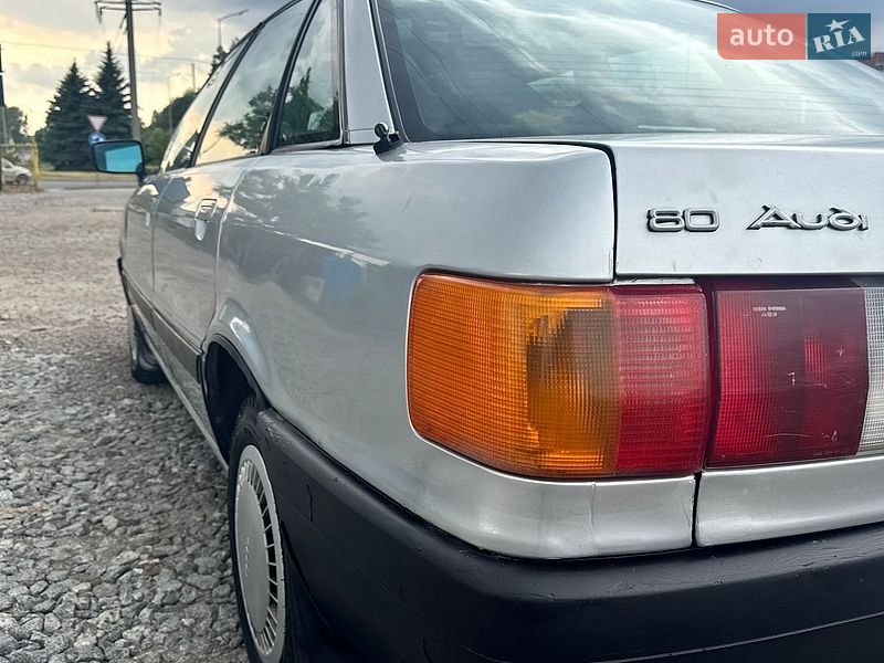 Седан Audi 80 1987 в Львові