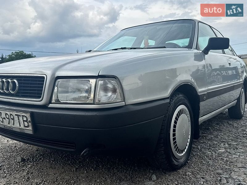 Седан Audi 80 1987 в Львові