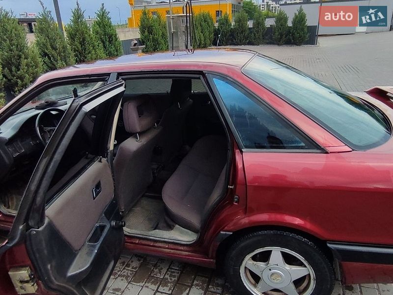 Седан Audi 80 1988 в Рівному