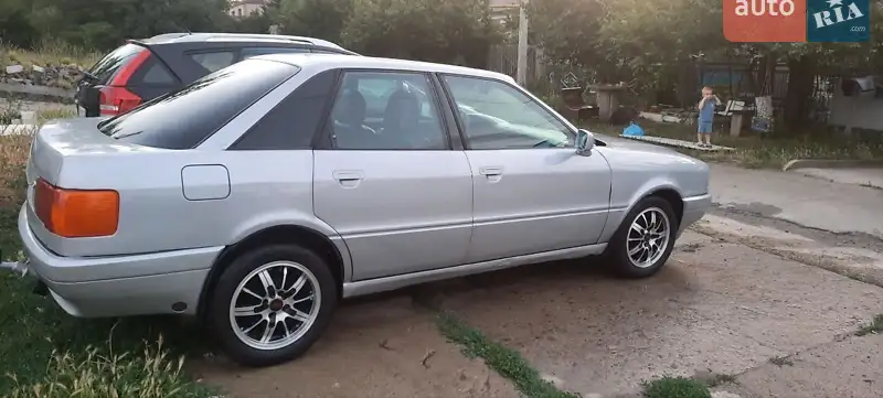 Audi 80 1988 VIN WAUZZZ89ZJA163886 фото оголошення 8 з 50