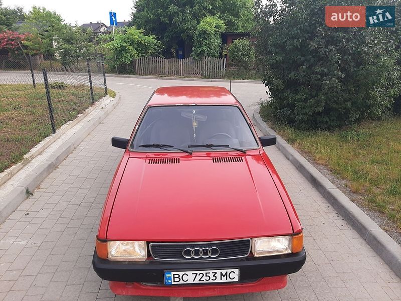 Седан Audi 80 1986 в Львові