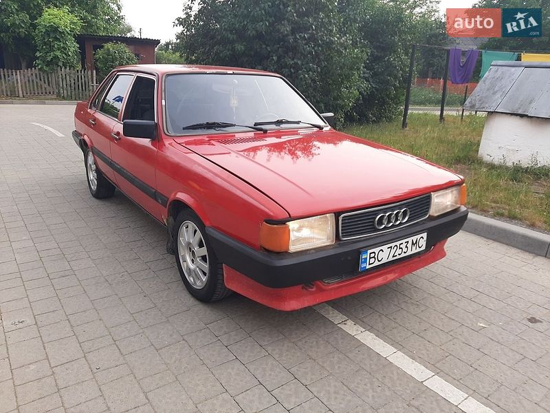 Седан Audi 80 1986 в Львові