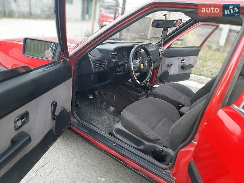 Седан Audi 80 1986 в Львові