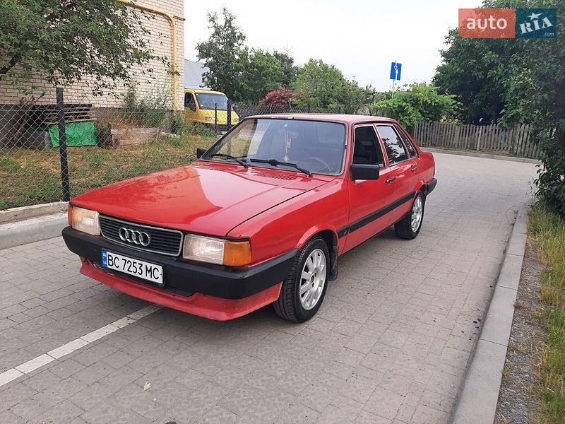 Седан Audi 80 1986 в Львові