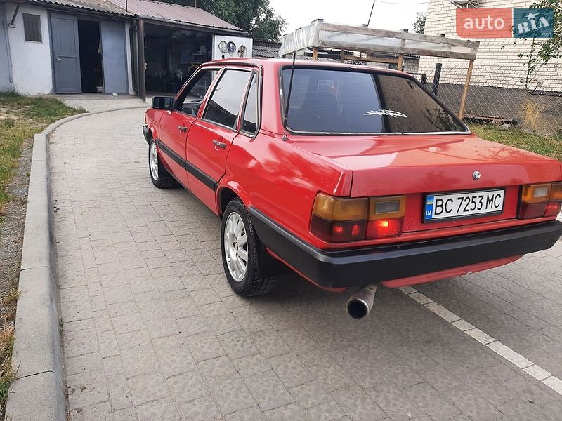 Седан Audi 80 1986 в Львові