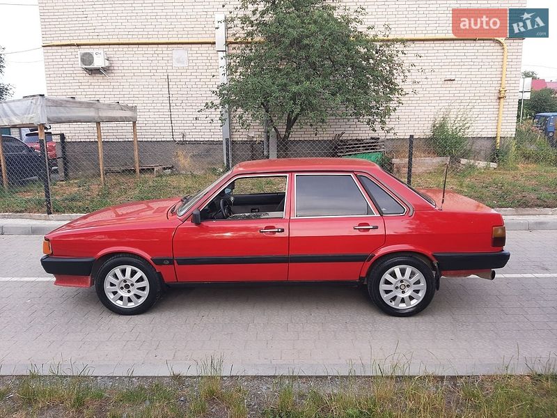 Седан Audi 80 1986 в Львові