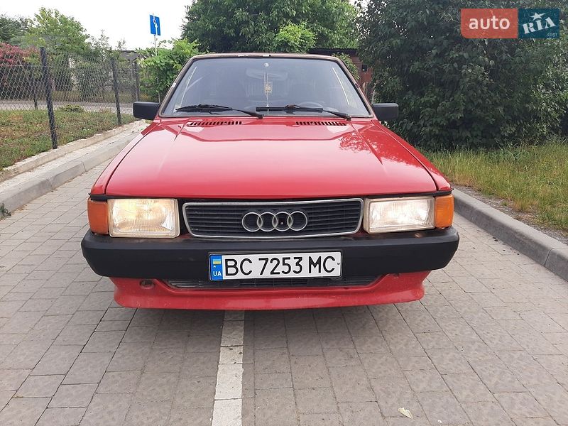 Седан Audi 80 1986 в Львові