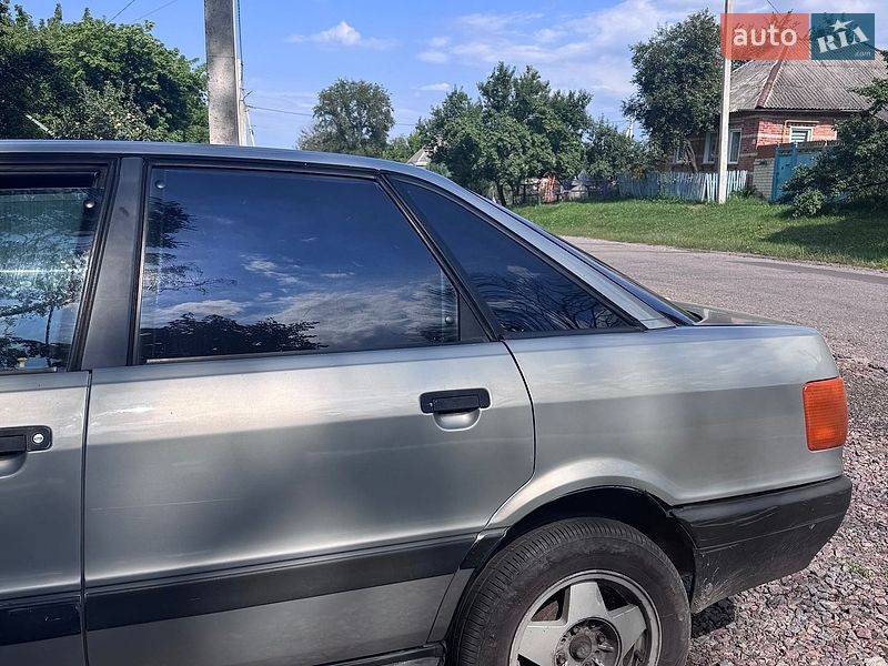 Седан Audi 80 1988 в Харкові