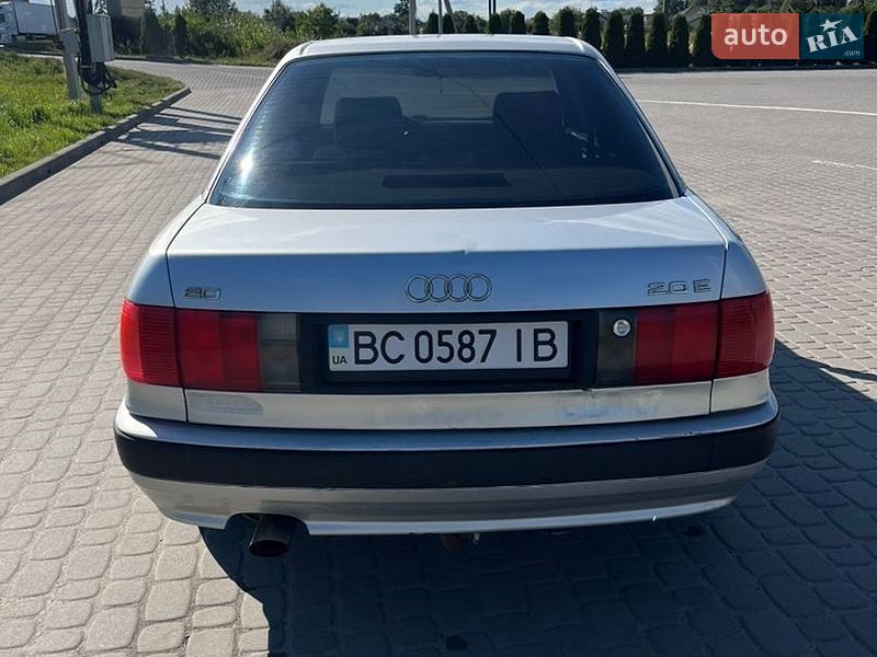 Седан Audi 80 1994 в Львові