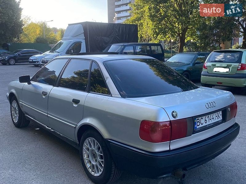 Седан Audi 80 1993 в Львове