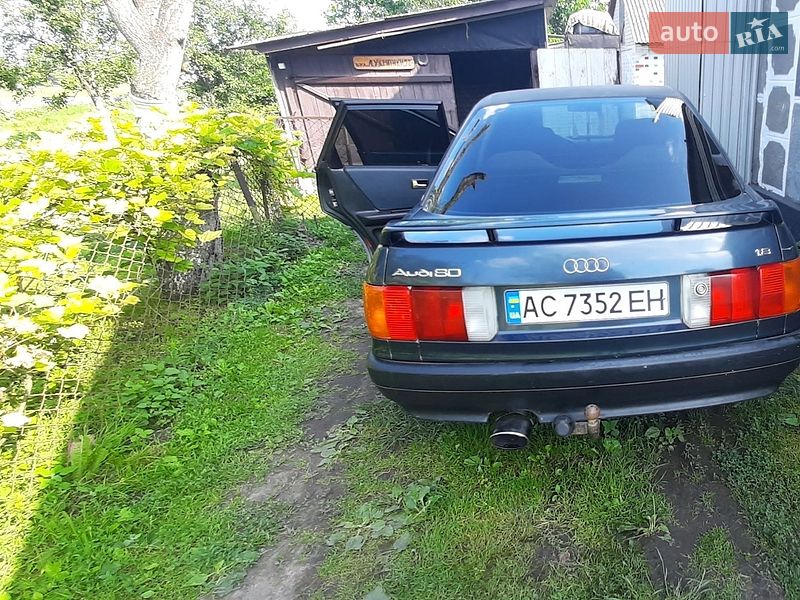 Седан Audi 80 1990 в Луцьку
