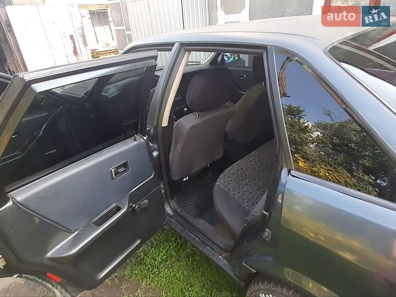 Седан Audi 80 1990 в Луцьку