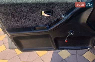 Седан Audi 80 1987 в Виноградові