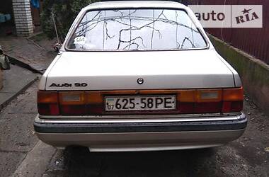 Седан Audi 90 1984 в Великом Березном