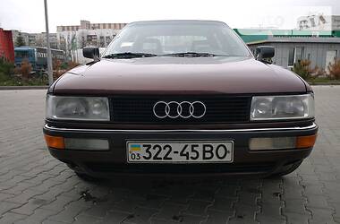 Седан Audi 90 1988 в Києві
