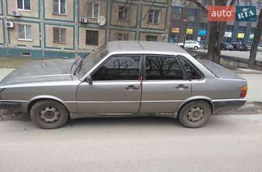 Седан Audi 90 1985 в Новомосковске фото 2 Седан Audi 90 1985 в Новомосковске