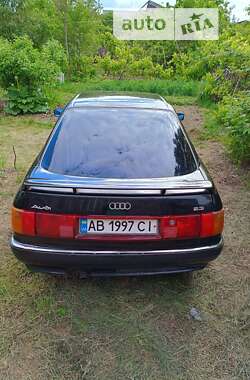 Седан Audi 90 1991 в Виннице