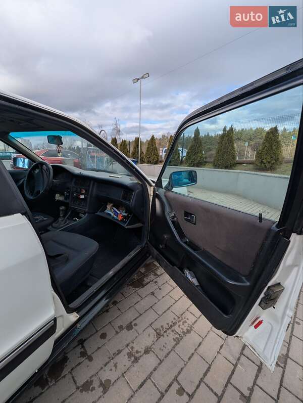 Седан Audi 90 1987 в Вараші фото 15 Седан Audi 90 1987 в Вараші