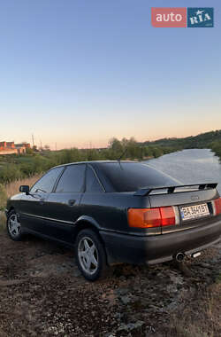 Седан Audi 90 1990 в 