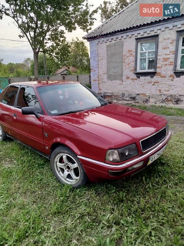 Седан Audi 90 1988 в 