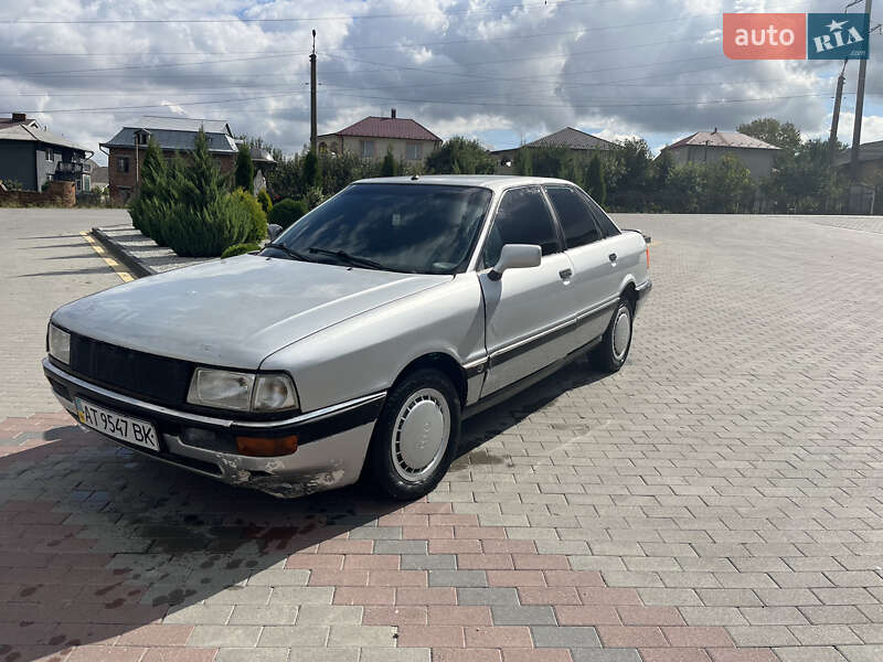 Седан Audi 90 1988 в Городенці