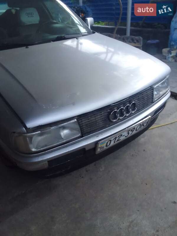 Седан Audi 90 1991 в 