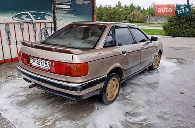 Седан Audi 90 1988 в  фото 2 Седан Audi 90 1988 в