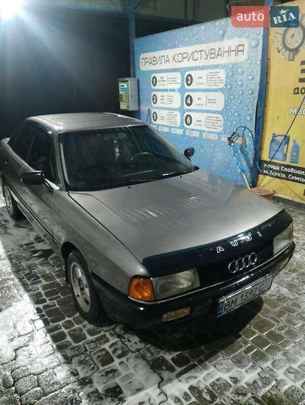 Седан Audi 90 1988 в Глухове