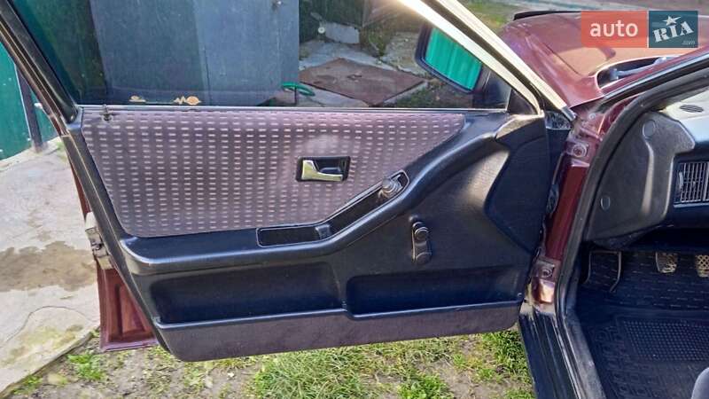 Седан Audi 90 1991 в Кролевце
