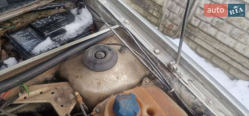 Седан Audi 90 1989 в Косове фото 10 Седан Audi 90 1989 в Косове