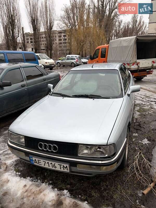Седан Audi 90 1989 в Павлограді
