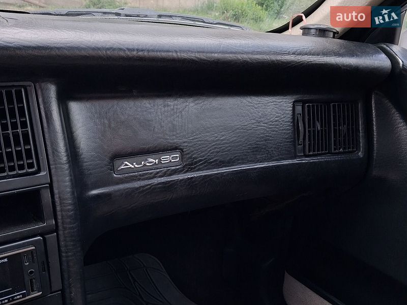 Седан Audi 90 1989 в Калуші