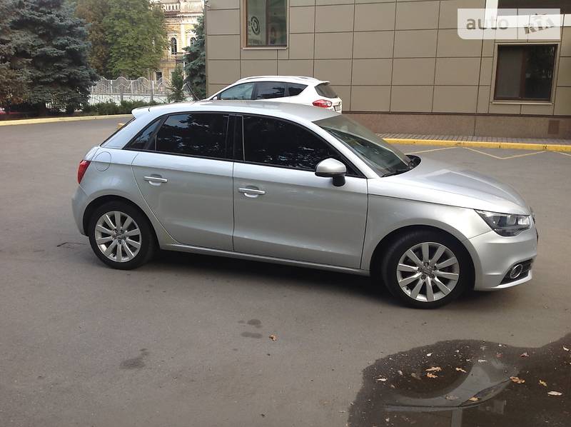 Хэтчбек Audi A1 2012 в Полтаве