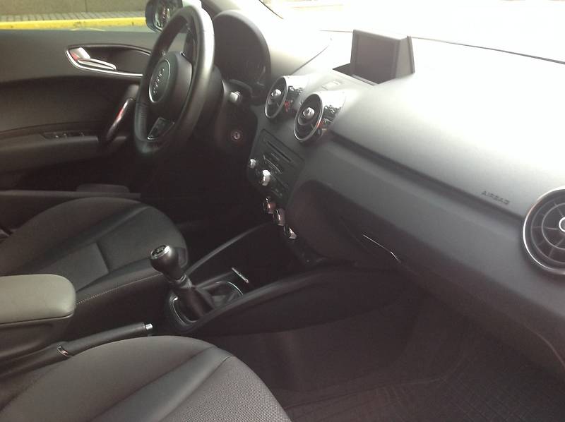 Хэтчбек Audi A1 2012 в Полтаве